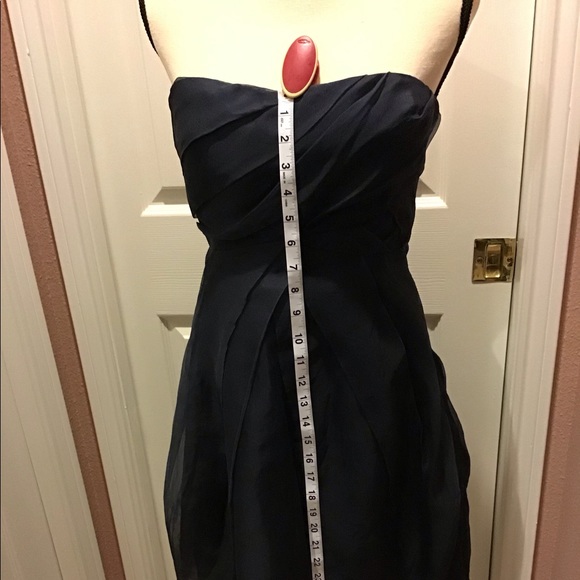 Vera Wang Maids Strapless Dress. 100% Silk - Picture 8 of 8